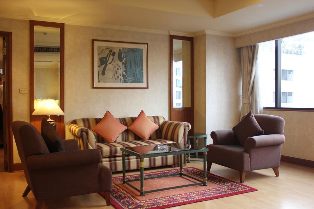 Rembrandt Suites Бангкок Экстерьер фото